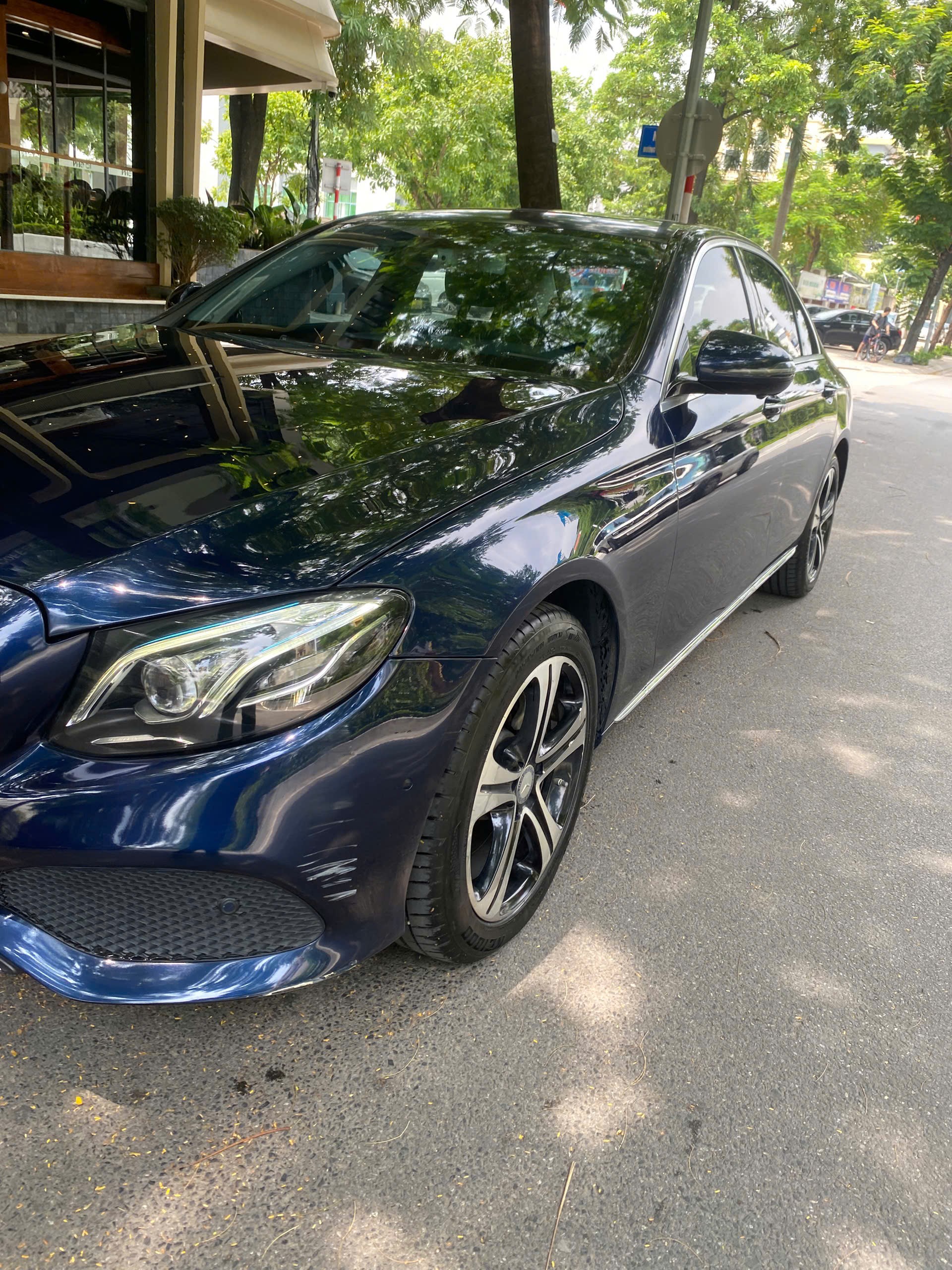 Mercedes E class E250 2017 - Ngoại thất 3