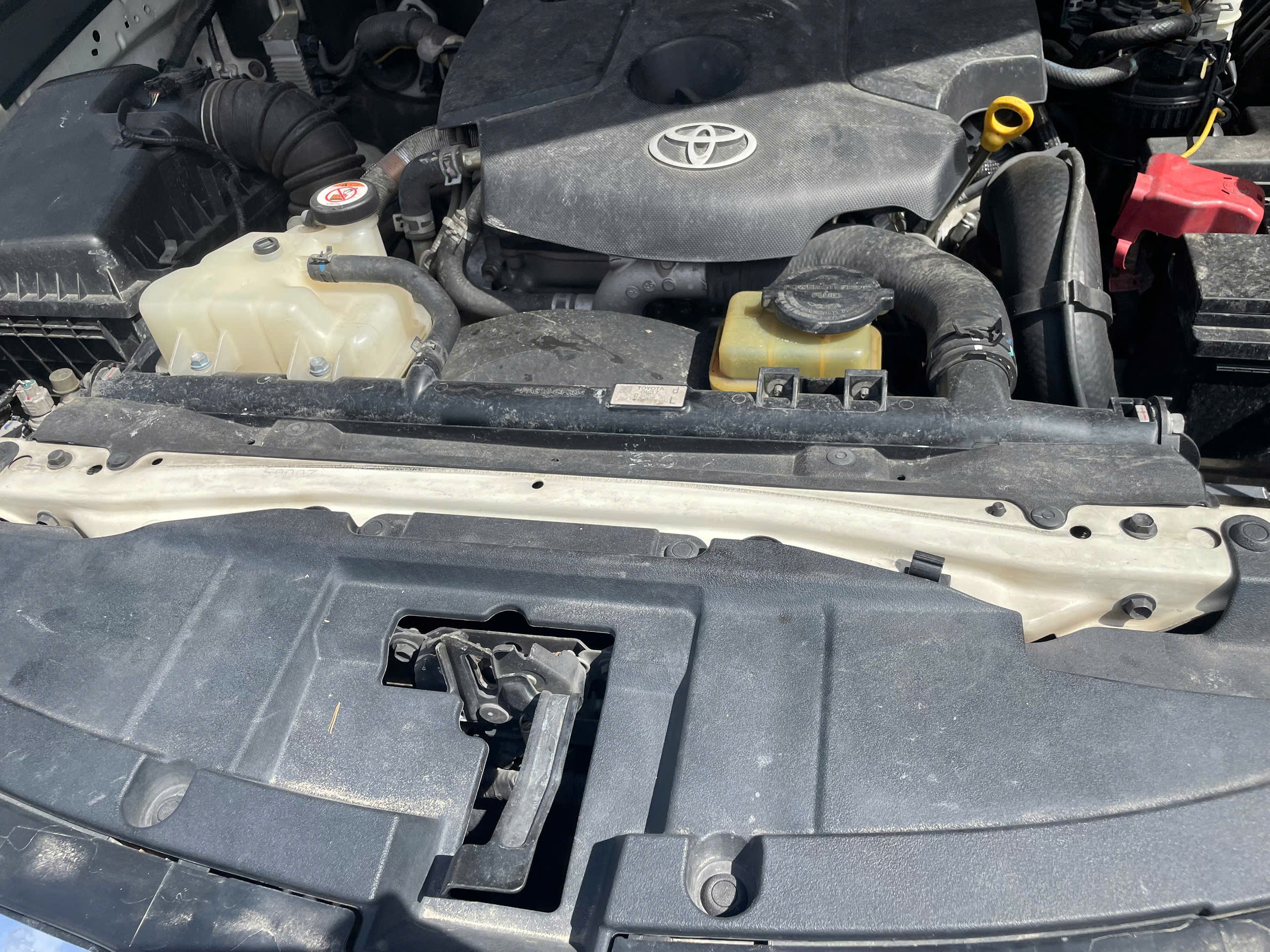 Toyota Fortuner 2.4G 4x2 AT 2018 - Ngoại thất 9