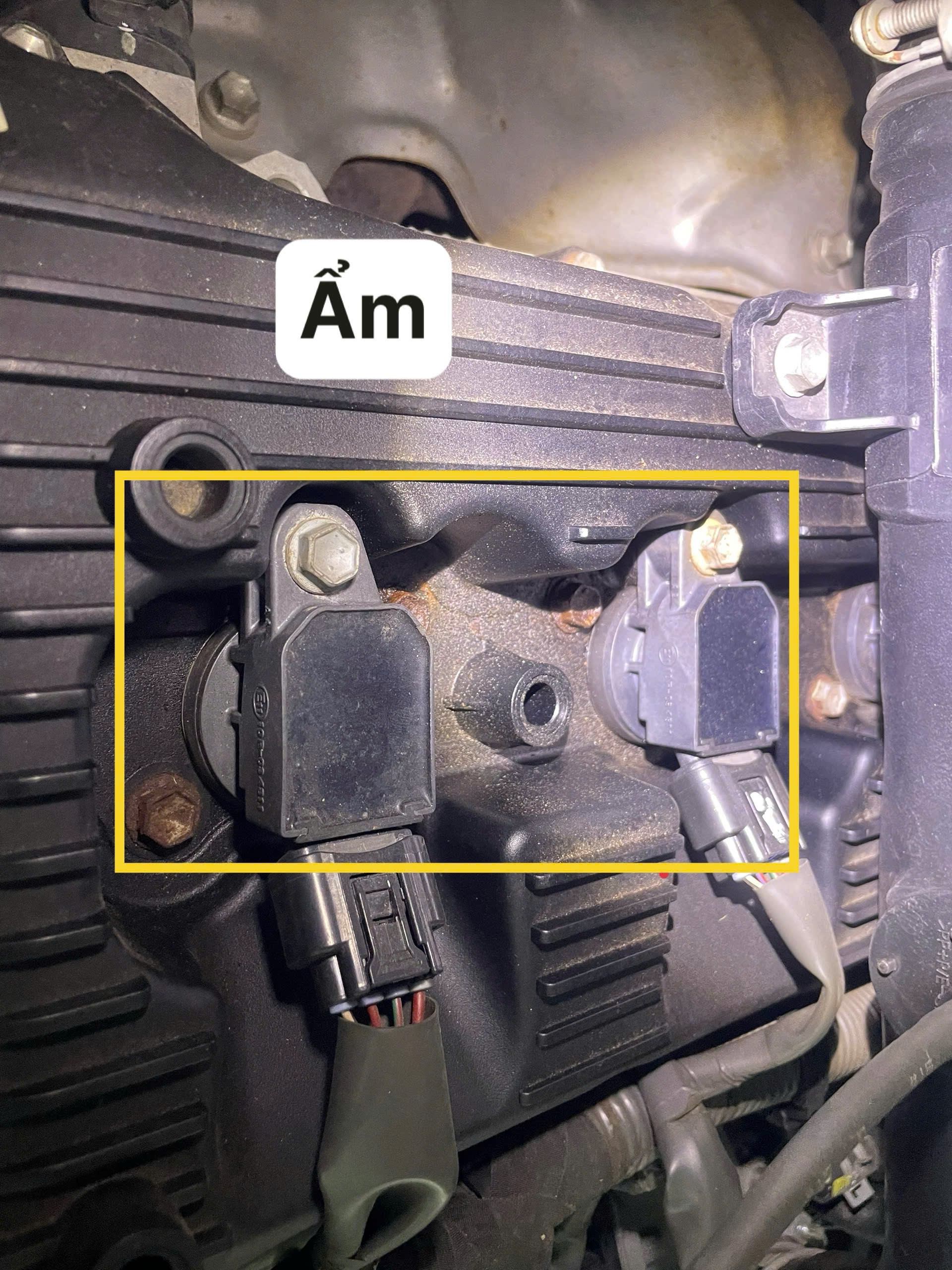 Toyota fotuner212 55 ngàn máy xăng số tự động xe gia đình ít đi nguyên zin chưa thay sữa gì chỉ trầy xước tí dầu và đui có tuốt lại - Ngoại thất 8