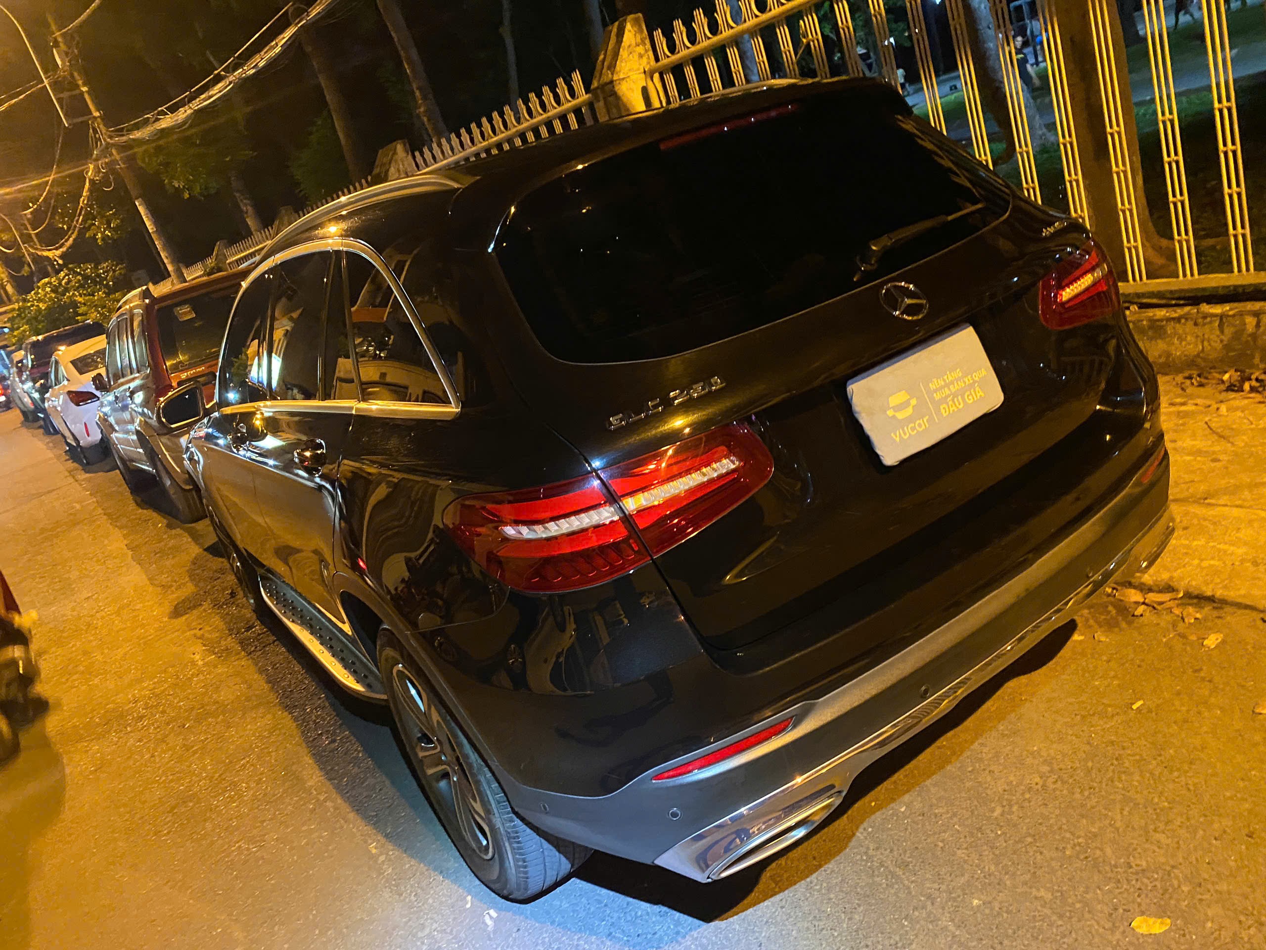 Mercedes Glc 250 4Matic 2017 - Ngoại thất 16