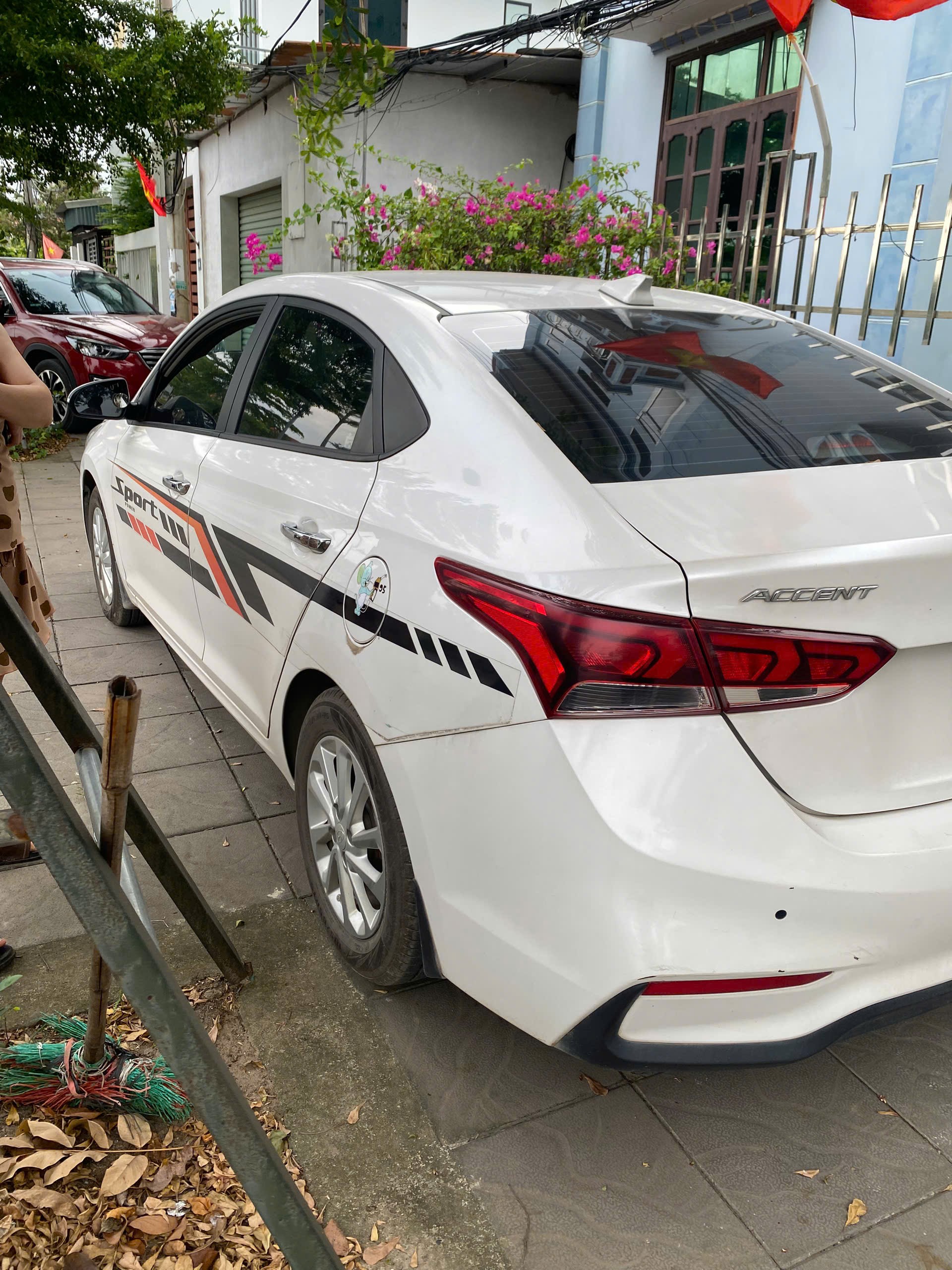 Hyundai Accent 1.4 AT 2020 - Ngoại thất 10