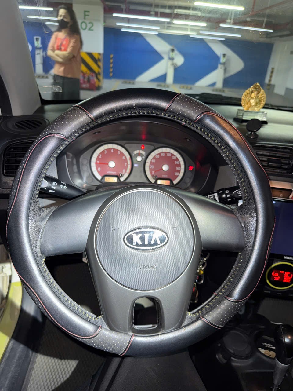 Kia Morning 1.0 AT 2012 - Ngoại thất 7