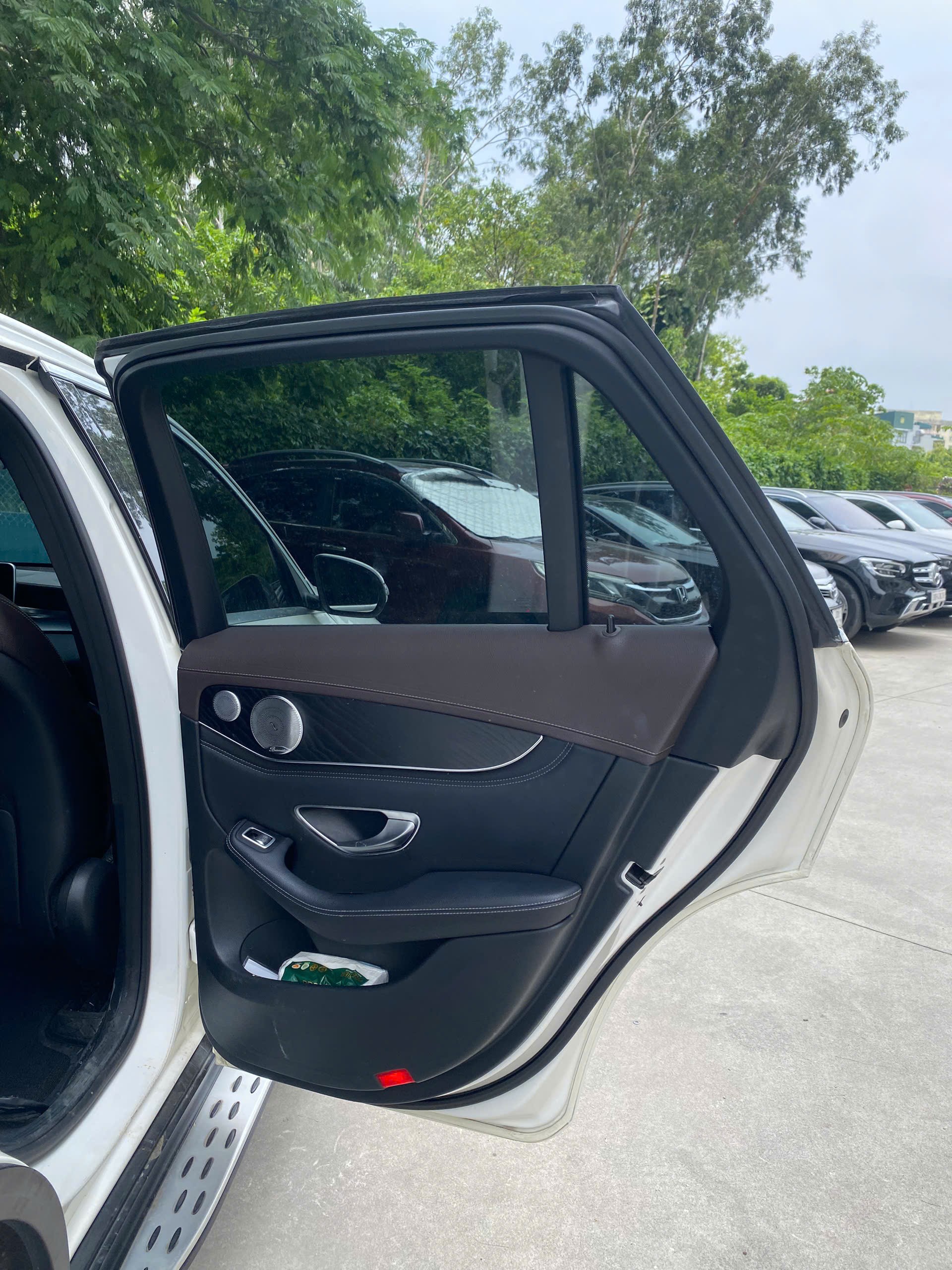 Mercedes-Benz GLC 300 2017 - Ngoại thất 10