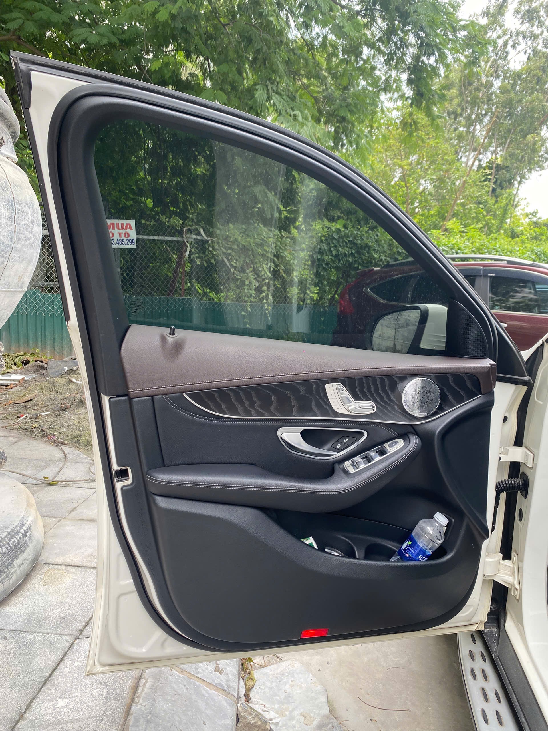 Mercedes-Benz GLC 300 2017 - Ngoại thất 4