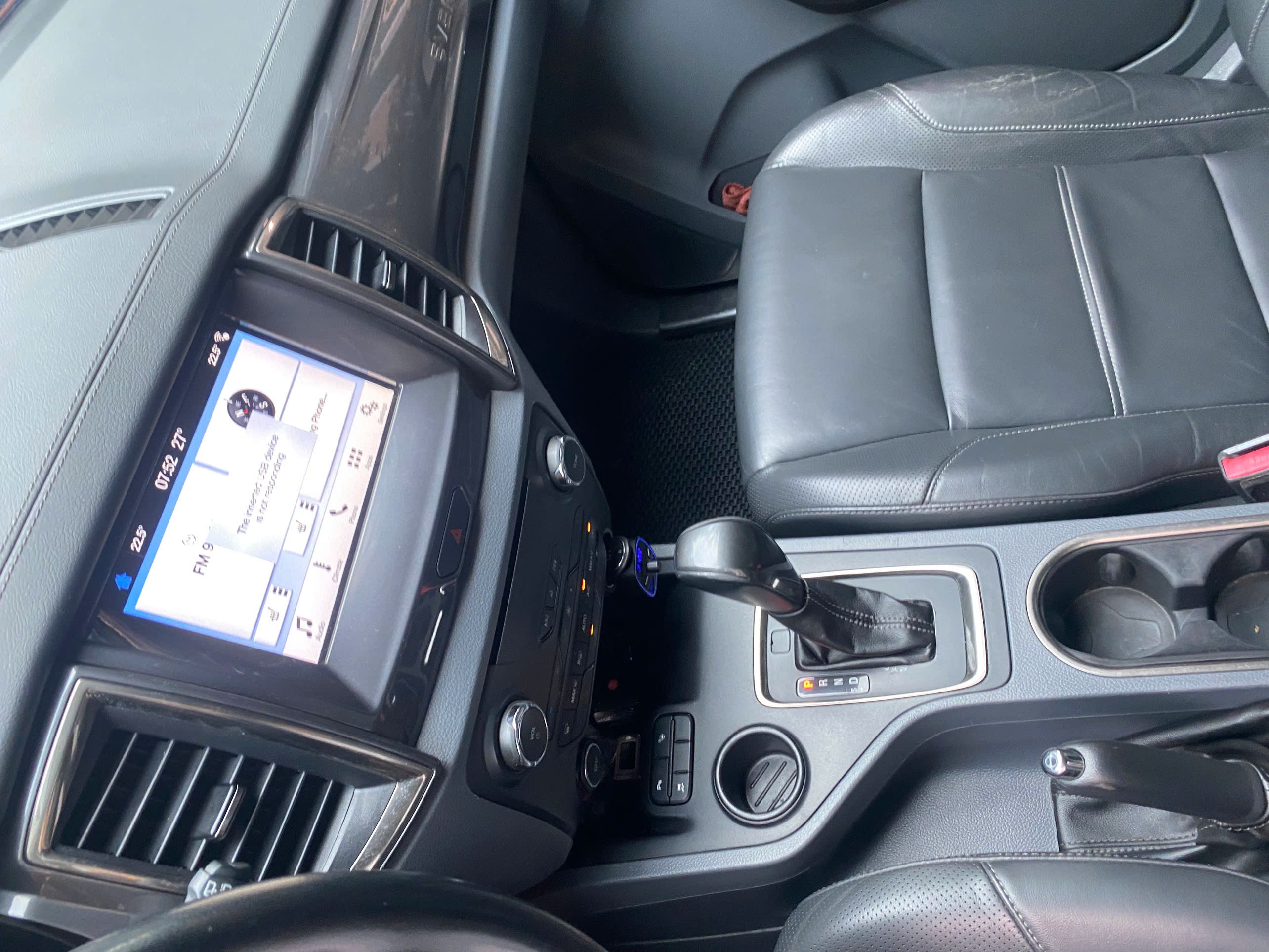 Ford Everest Titanium 2.2L 4x2 AT 2016 - Ngoại thất 8