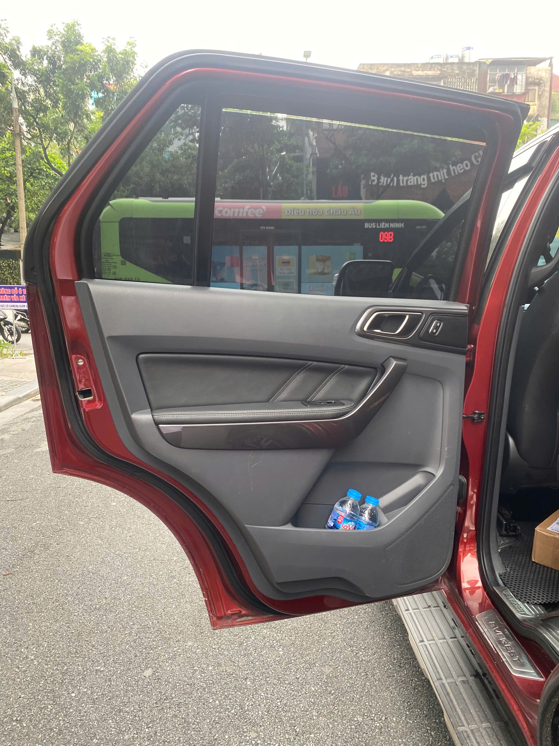 Ford Everest Titanium 2.2L 4x2 AT 2016 - Ngoại thất 9