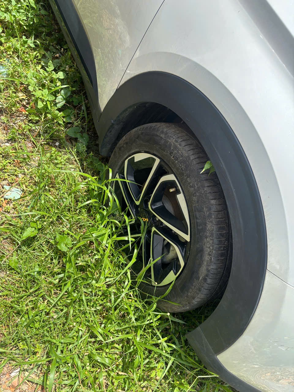 Kia Carens 1.4T Signature 7S 2023 - Ngoại thất 14