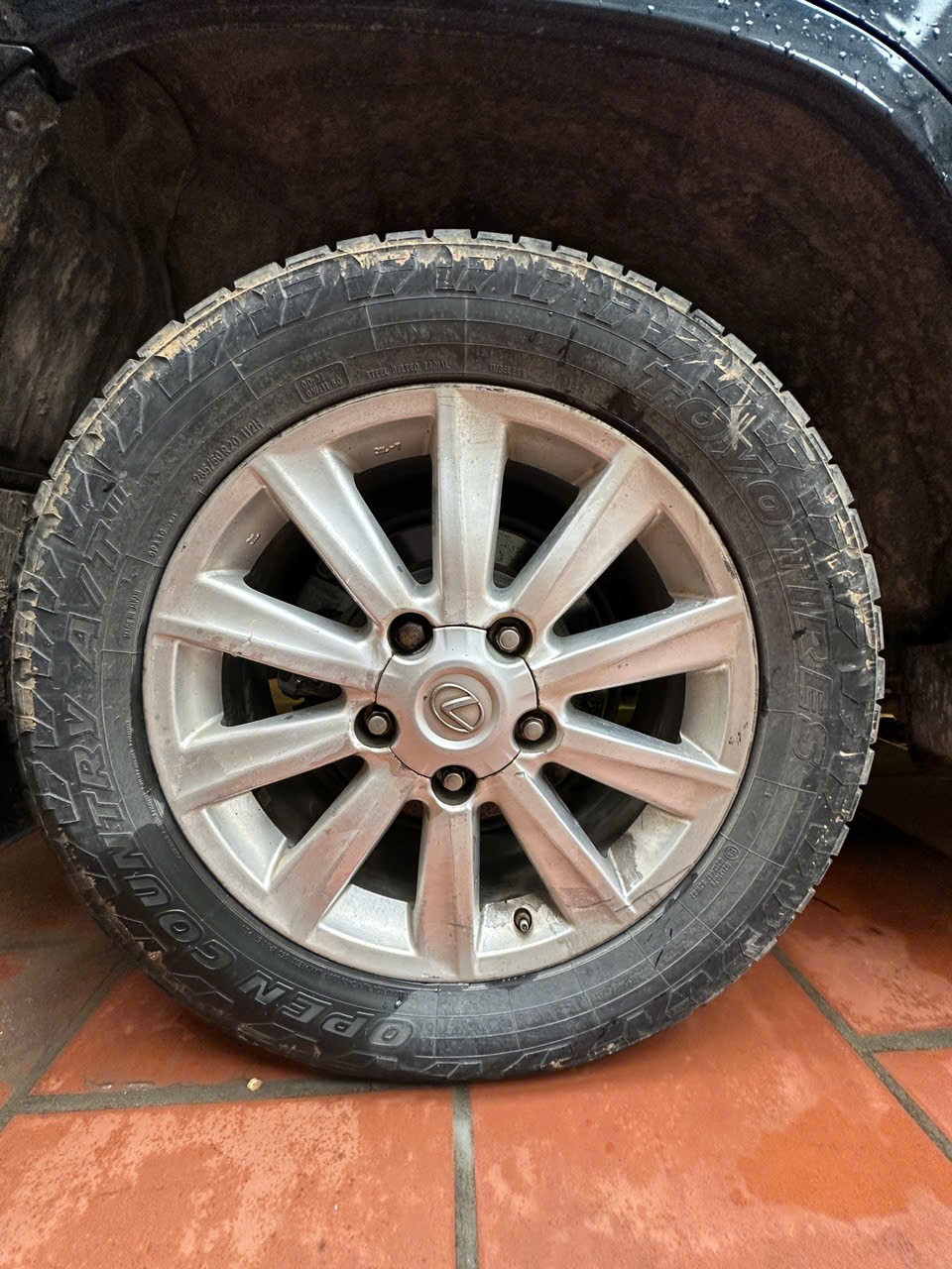 Lexus Lx 570 2010 - Ngoại thất 14