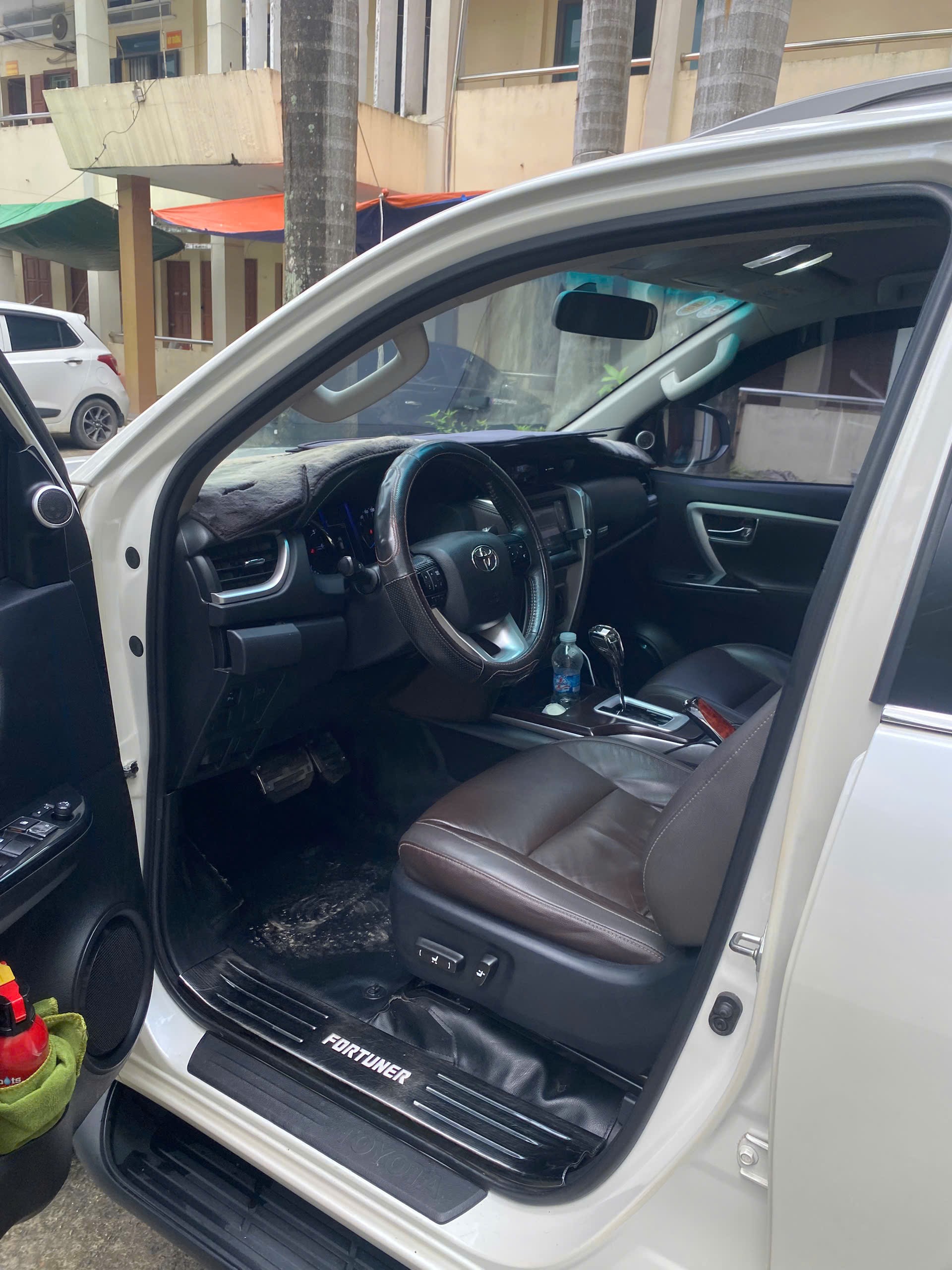 Toyota Fortuner 2.4G 4x2 AT 2019 - Ngoại thất 7