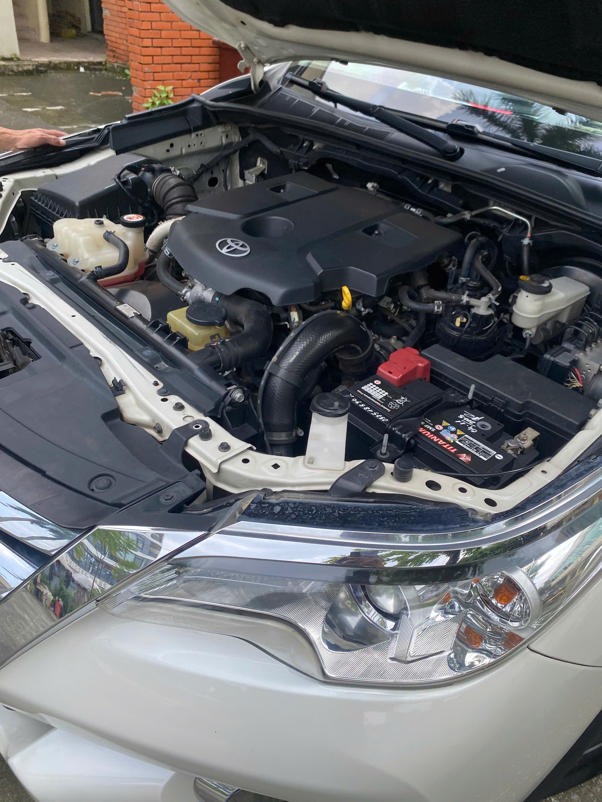 Toyota Fortuner 2.4G 4x2 AT 2019 - Ngoại thất 17