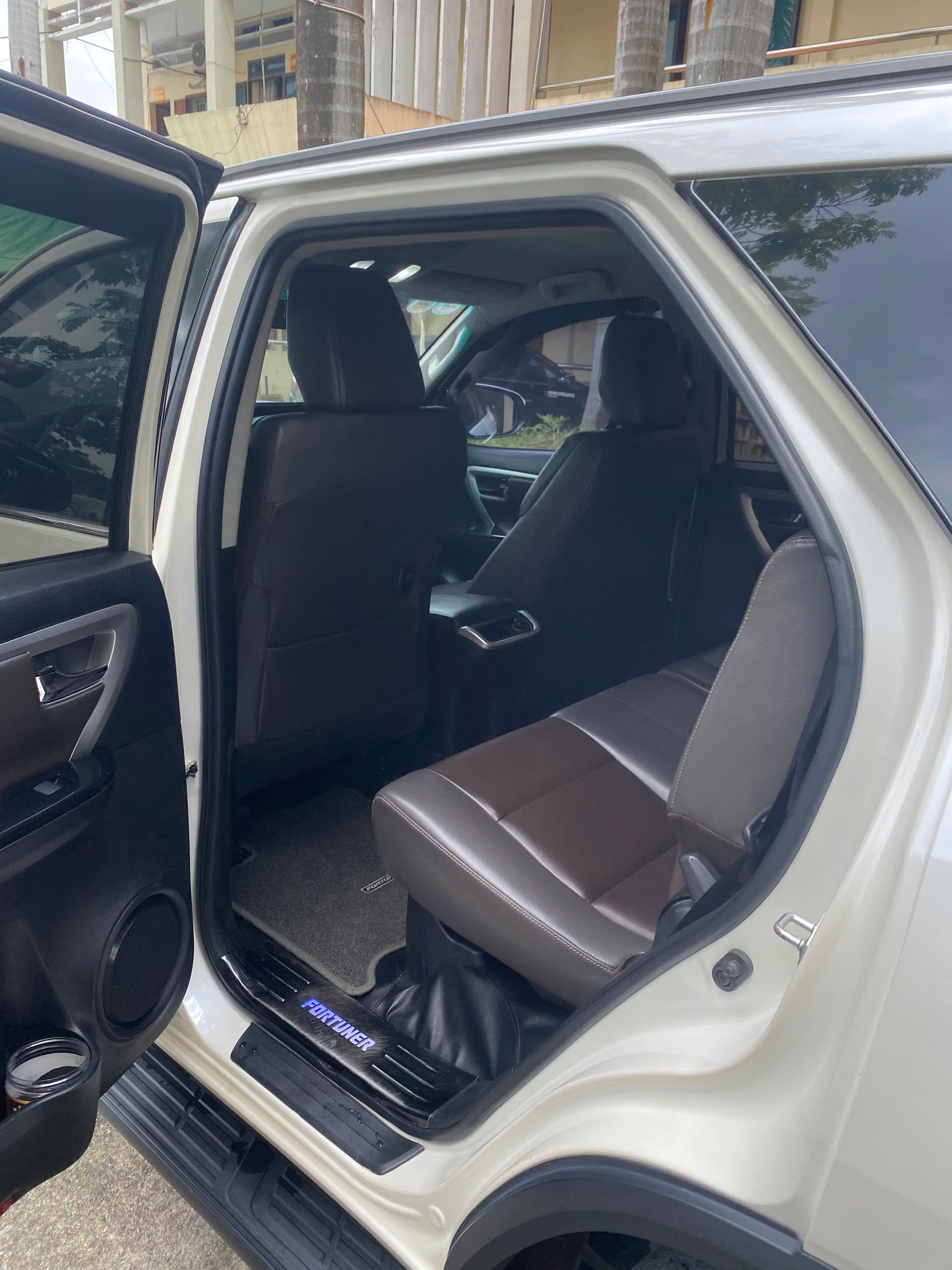 Toyota Fortuner 2.4G 4x2 AT 2019 - Ngoại thất 10