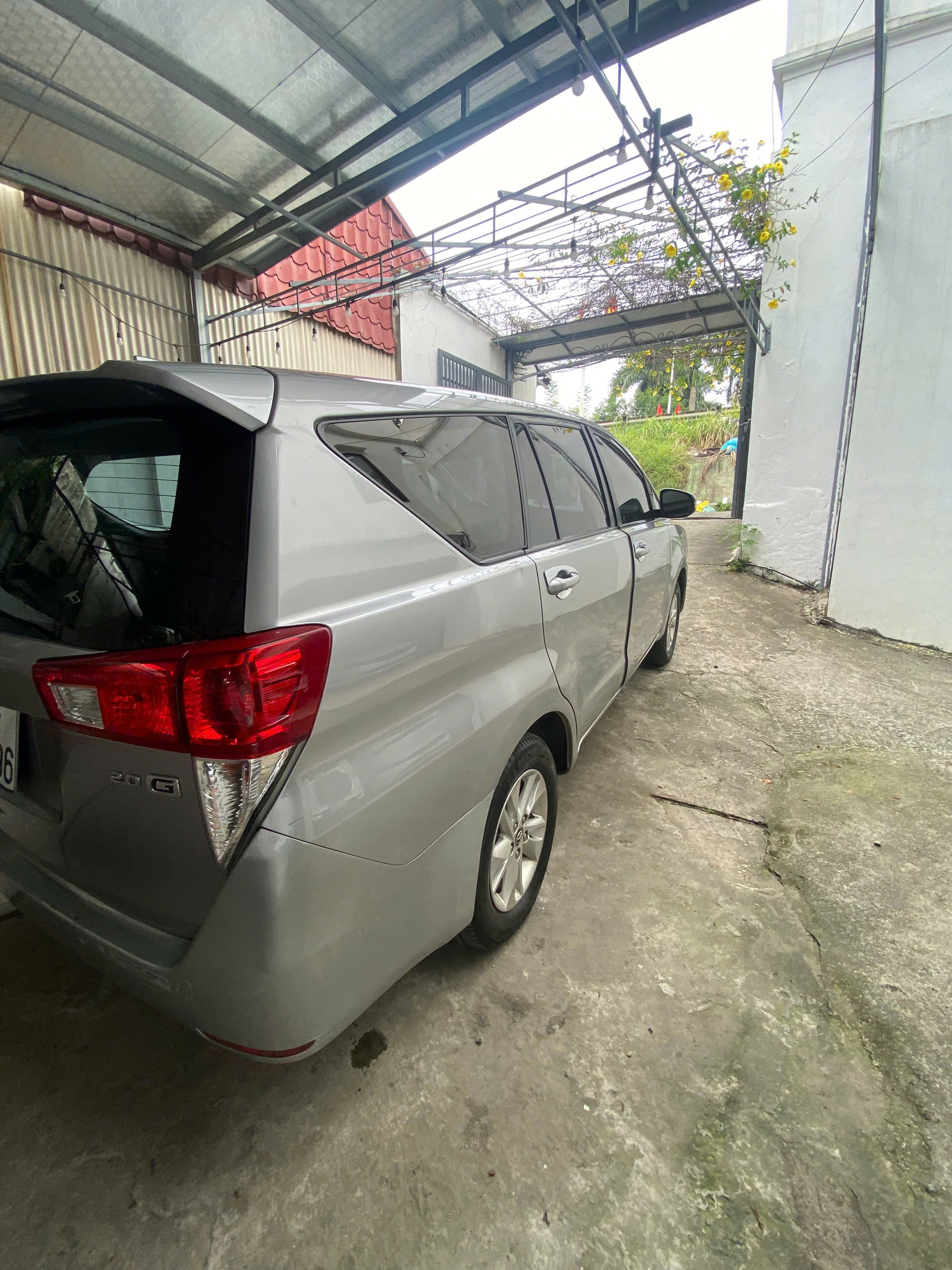Inova G std 2018 - Ngoại thất 12