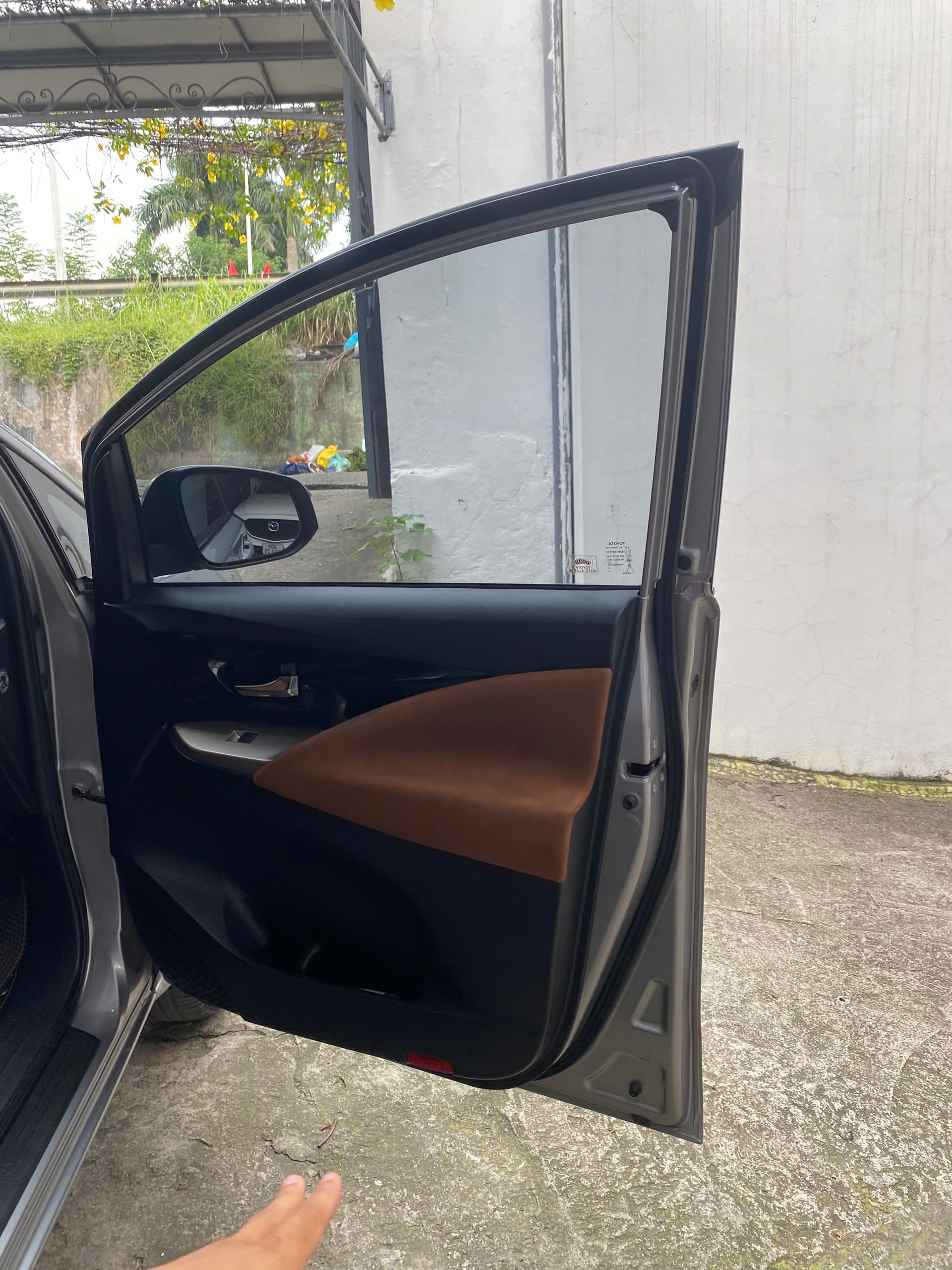 Inova G std 2018 - Ngoại thất 16