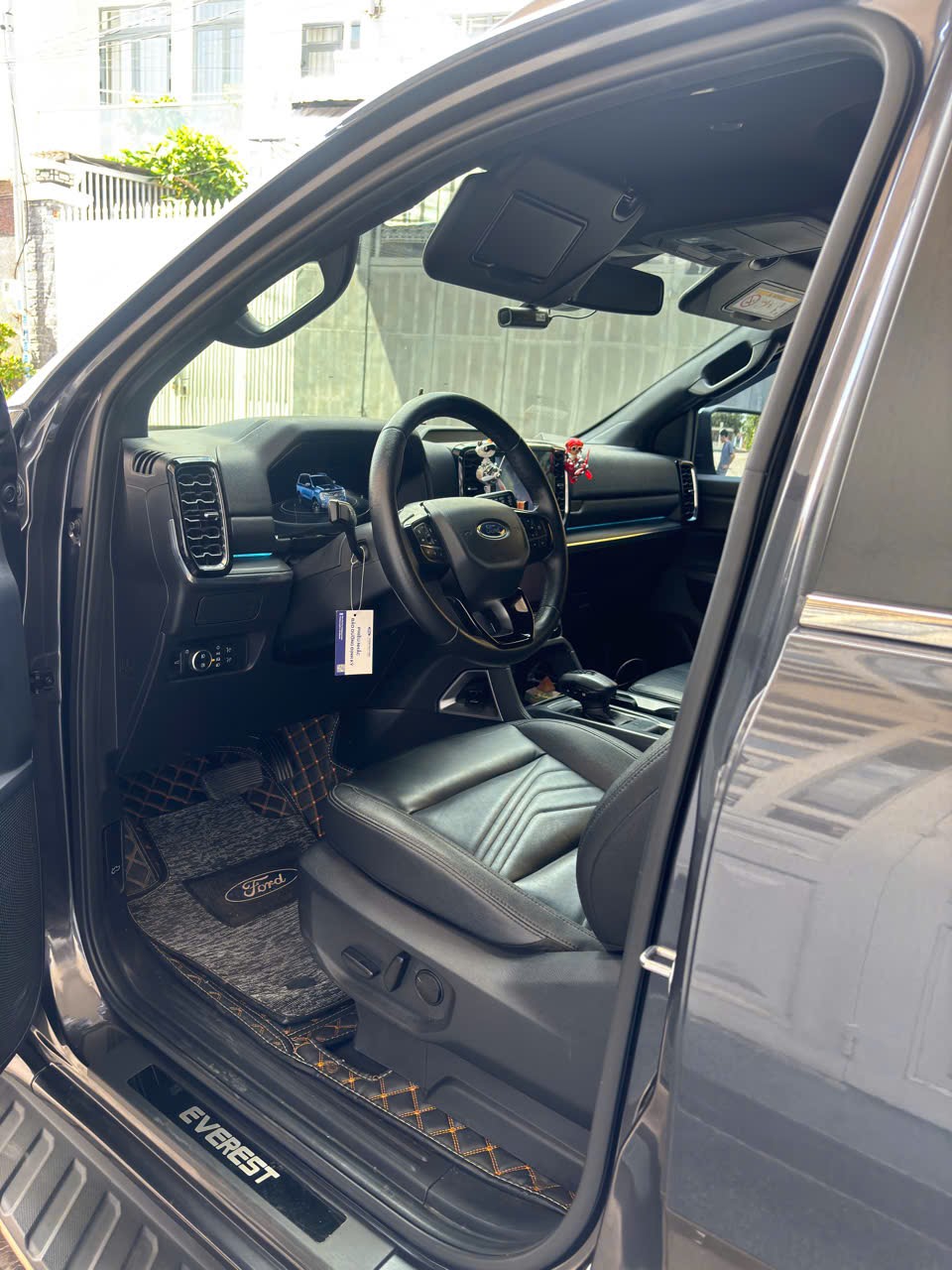 Ford Everest titanium 4 x 4 06/ 2023 - Ngoại thất 16