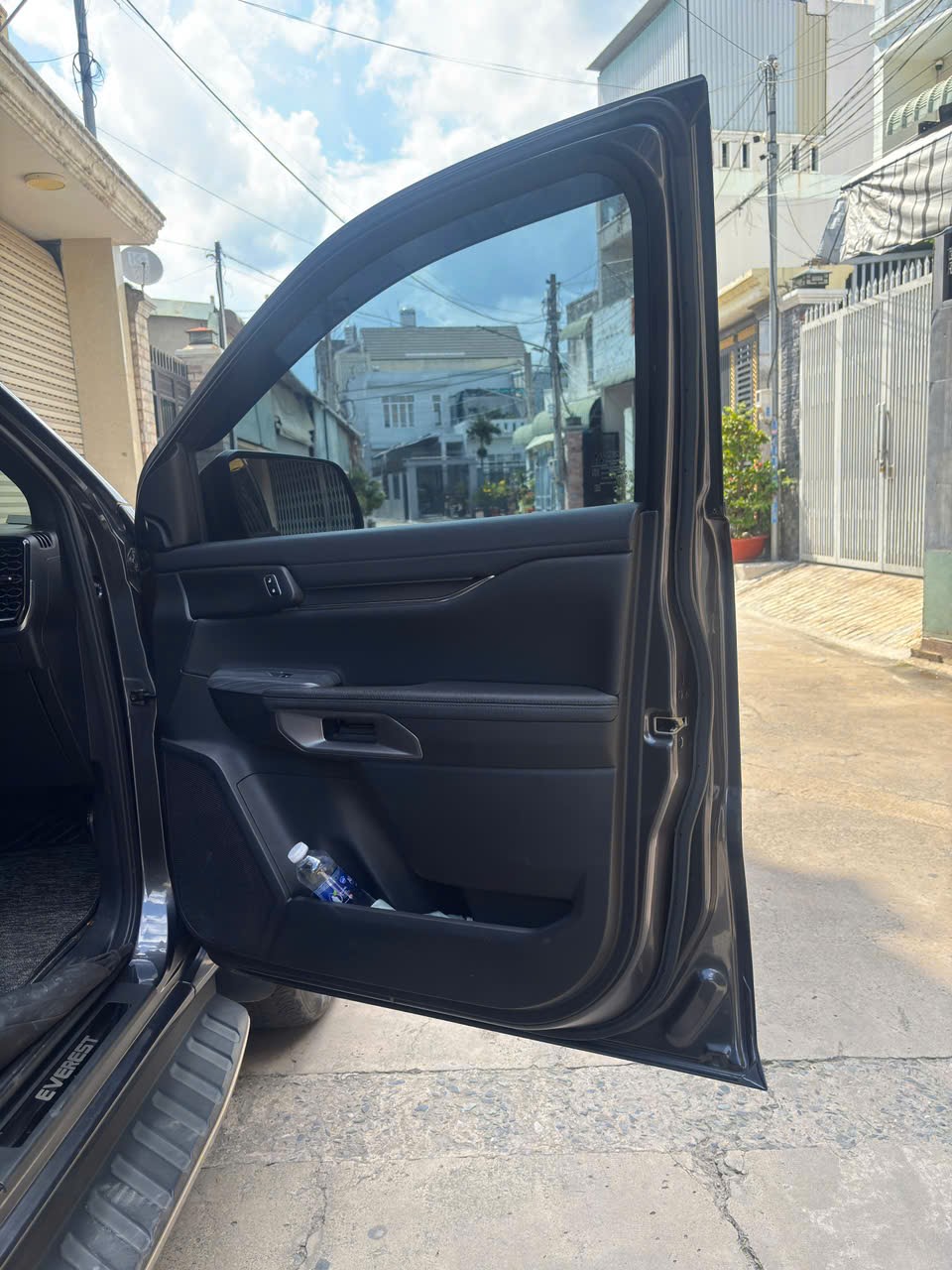 Ford Everest titanium 4 x 4 06/ 2023 - Ngoại thất 6