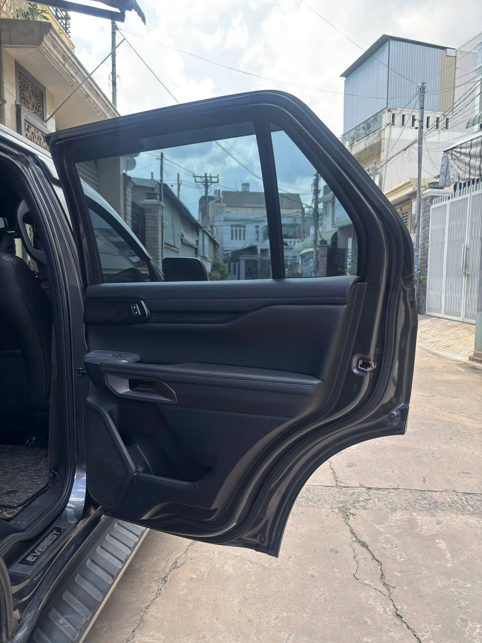 Ford Everest titanium 4 x 4 06/ 2023 - Ngoại thất 7