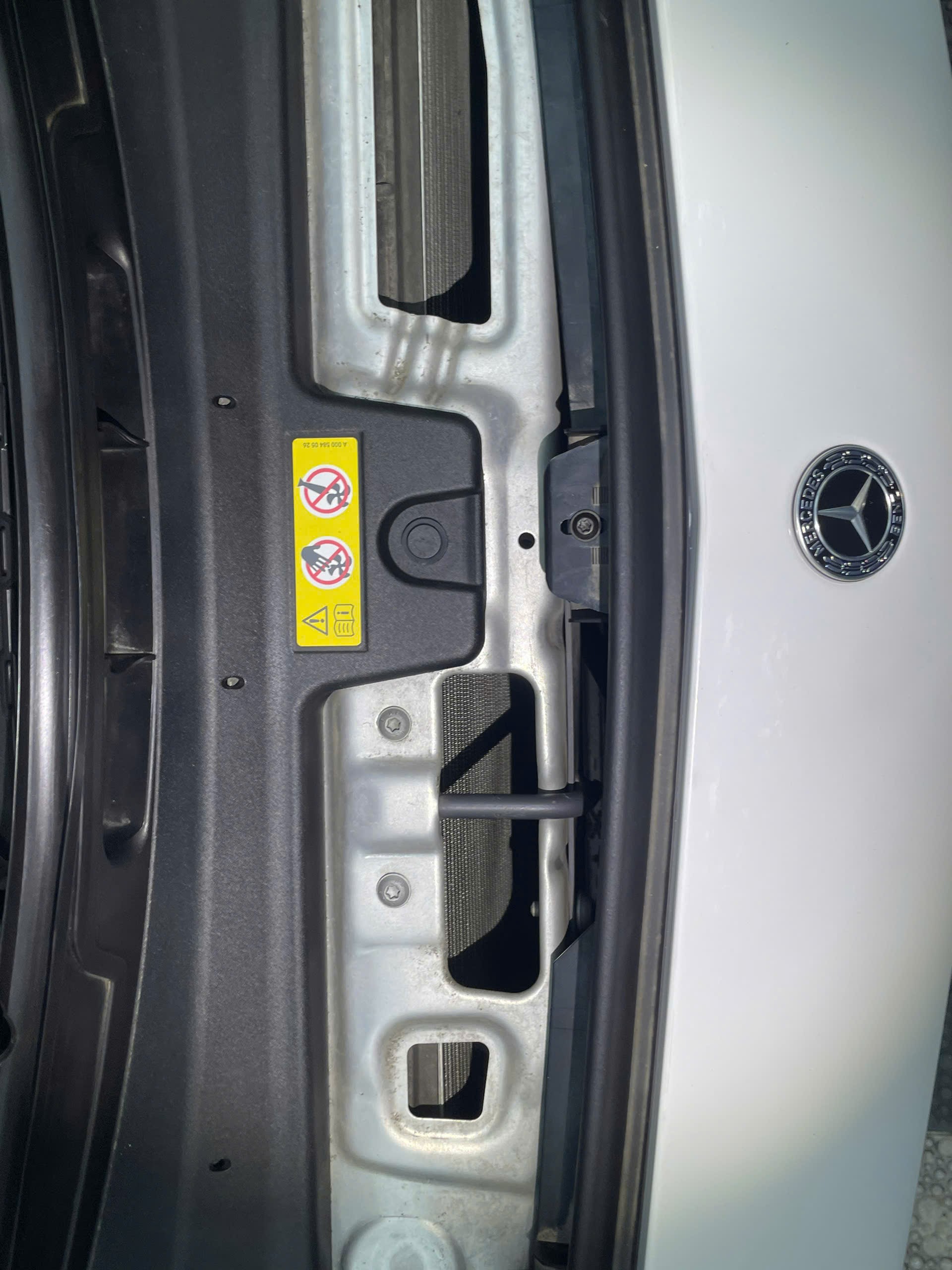 Mercedes C class C200 Avantgarde 2022 - Ngoại thất 11
