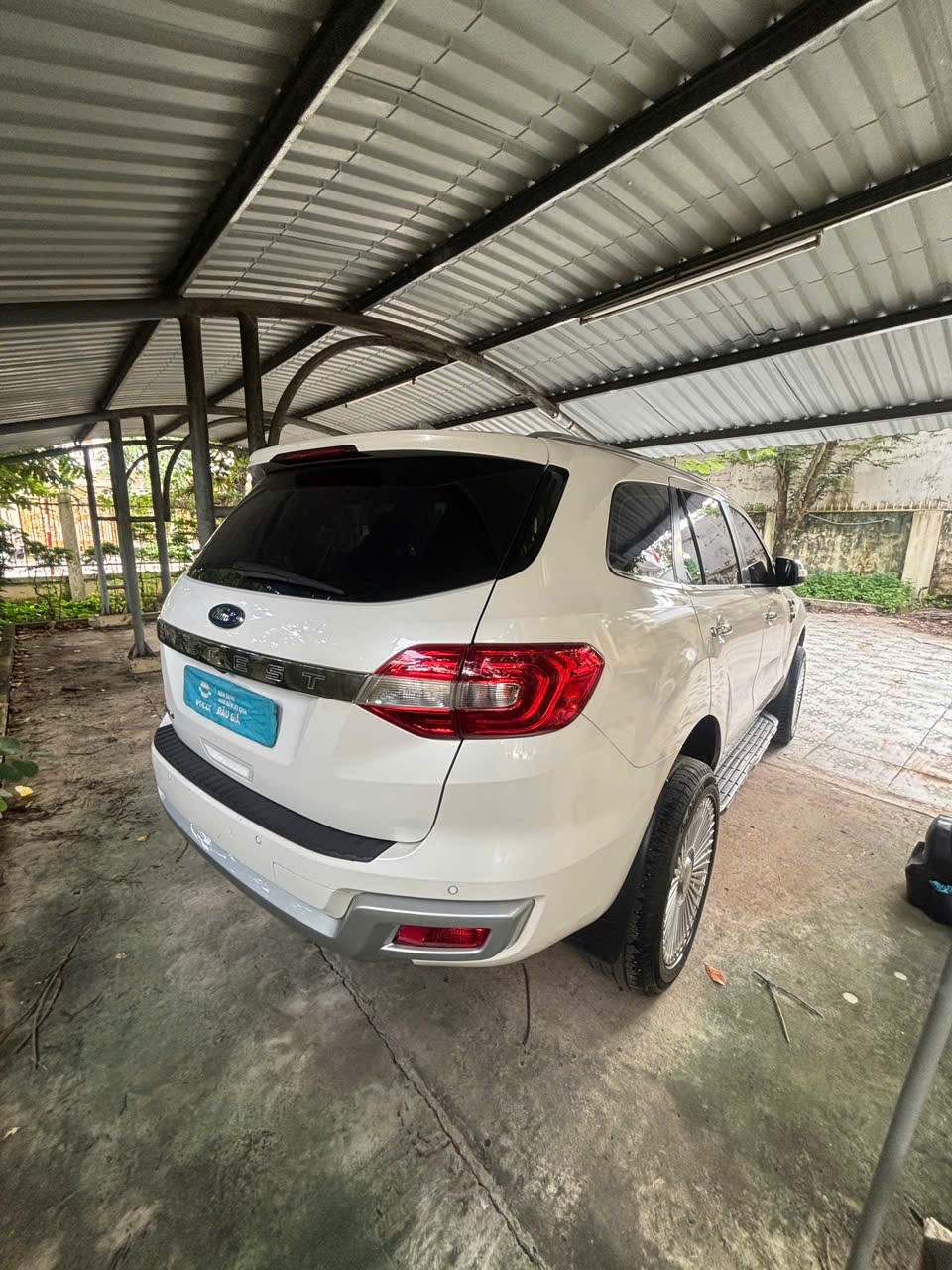 Ford Everest 2022 Titanium 2.0L 4x2 AT - Ngoại thất 3