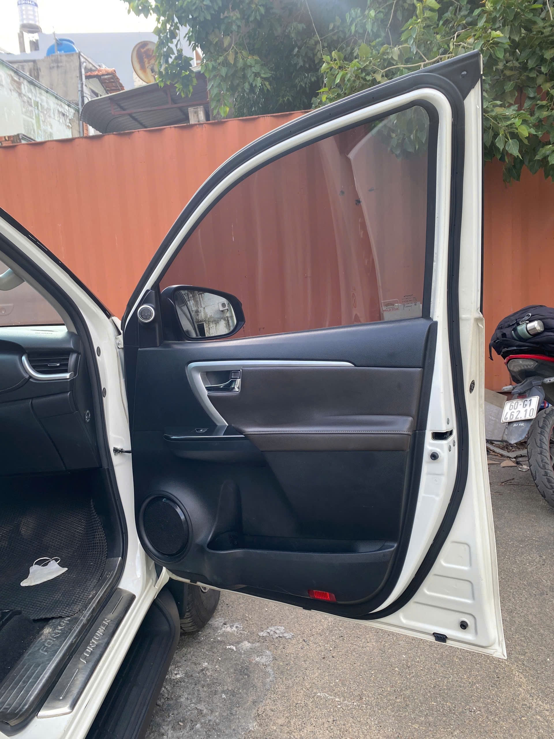 Toyota Fortuner 2.7V 4x2 AT 2019 - Ngoại thất 19