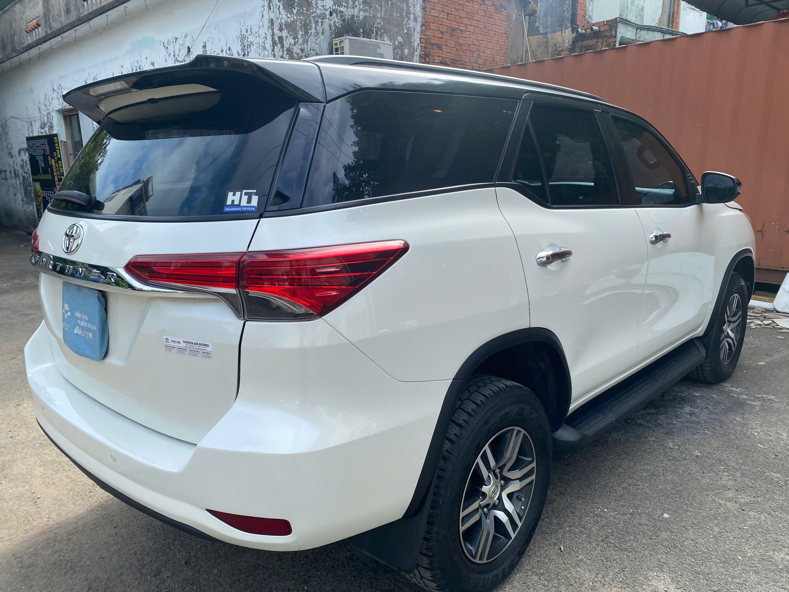 Toyota Fortuner 2.7V 4x2 AT 2019 - Ngoại thất 10