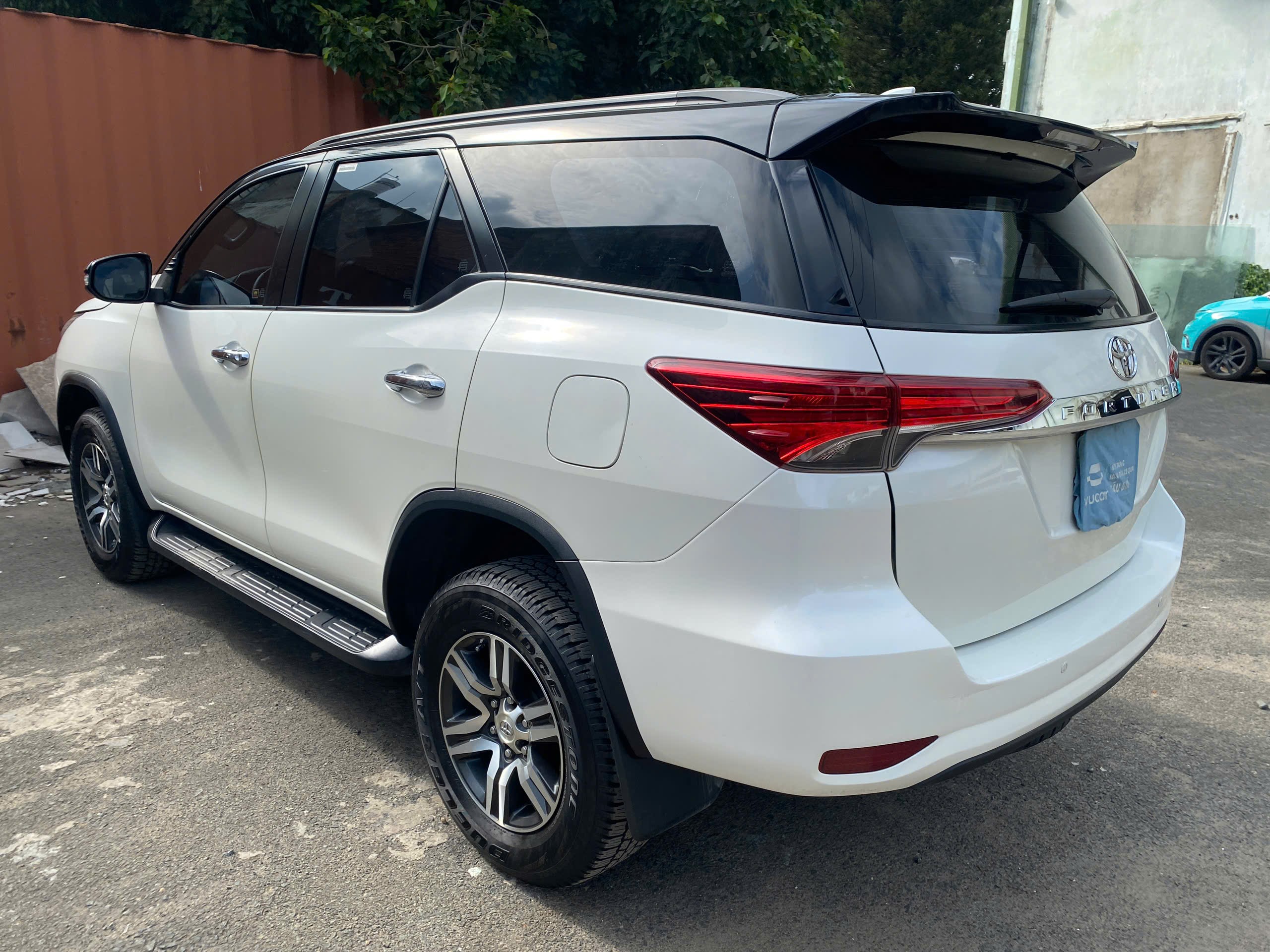Toyota Fortuner 2.7V 4x2 AT 2019 - Ngoại thất 8