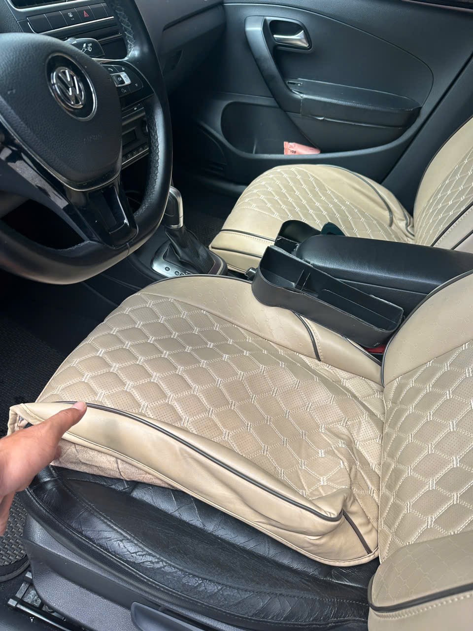 Volkswagen Polo 1.6 AT 2016 - Ngoại thất 7