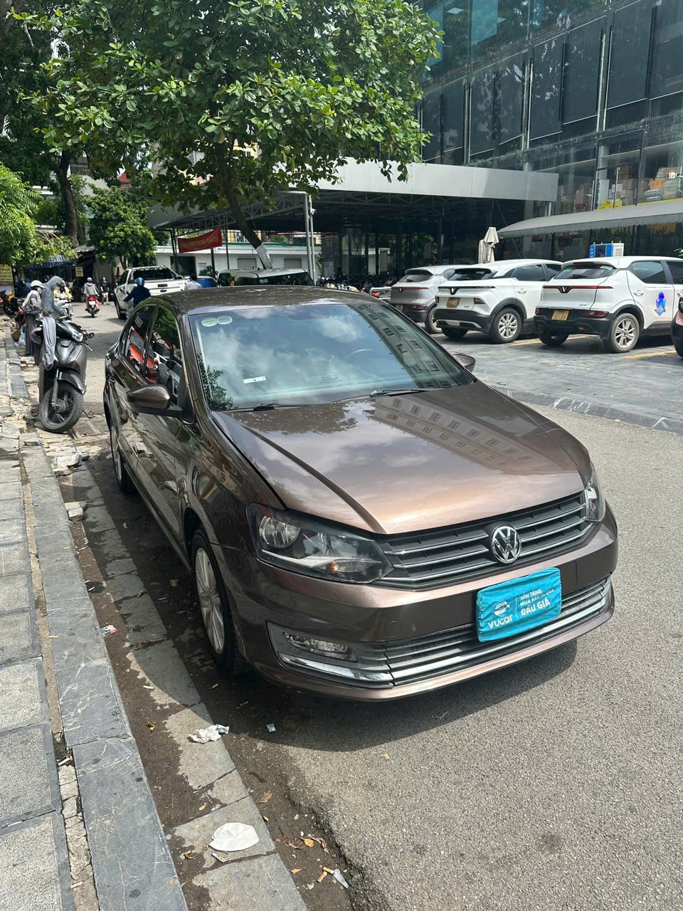 Volkswagen Polo 1.6 AT 2016 - Ngoại thất 3