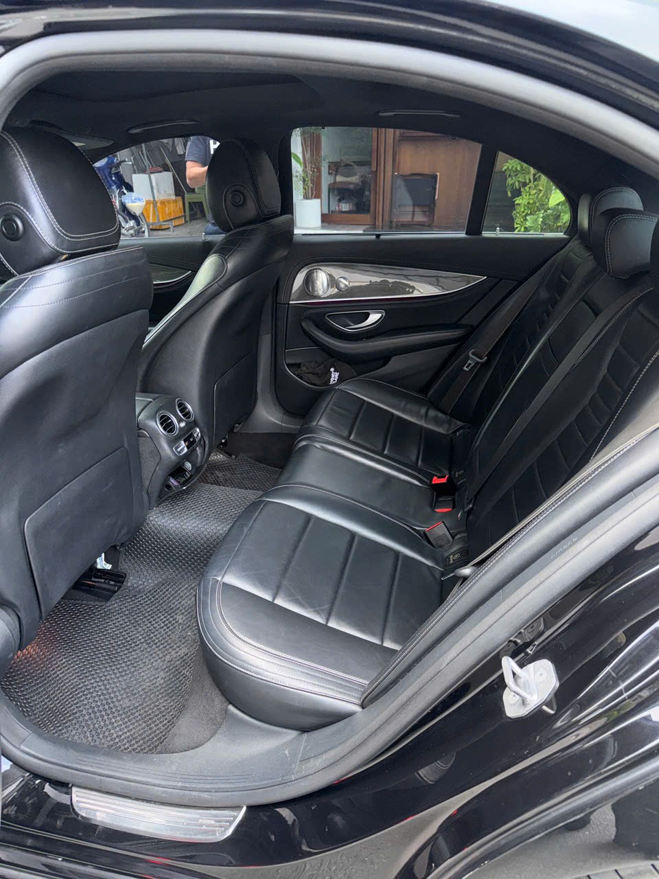 Mercedes E class E300 AMG 2016 - Ngoại thất 10