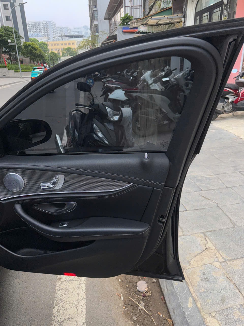 Mercedes E class E300 AMG 2016 - Ngoại thất 16