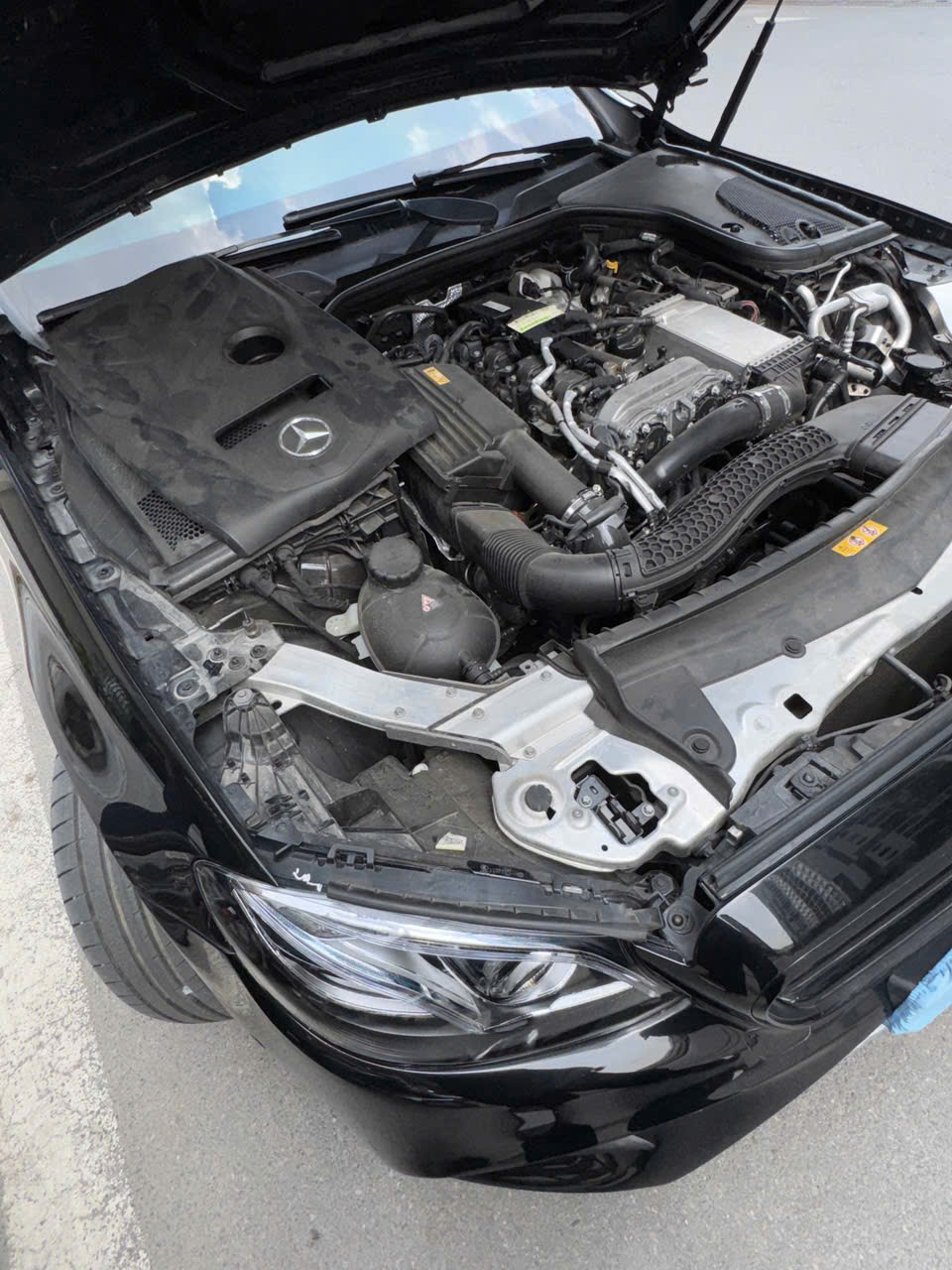 Mercedes E class E300 AMG 2016 - Ngoại thất 1