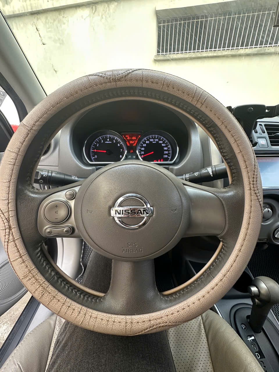 Nisssn sunny 1.5 XV hơn 2014 - Ngoại thất 9