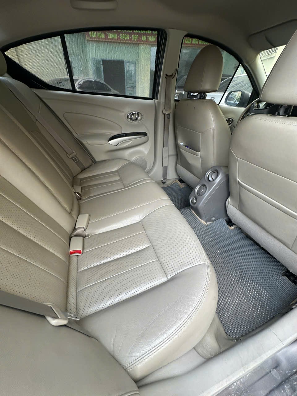 Nisssn sunny 1.5 XV hơn 2014 - Ngoại thất 19