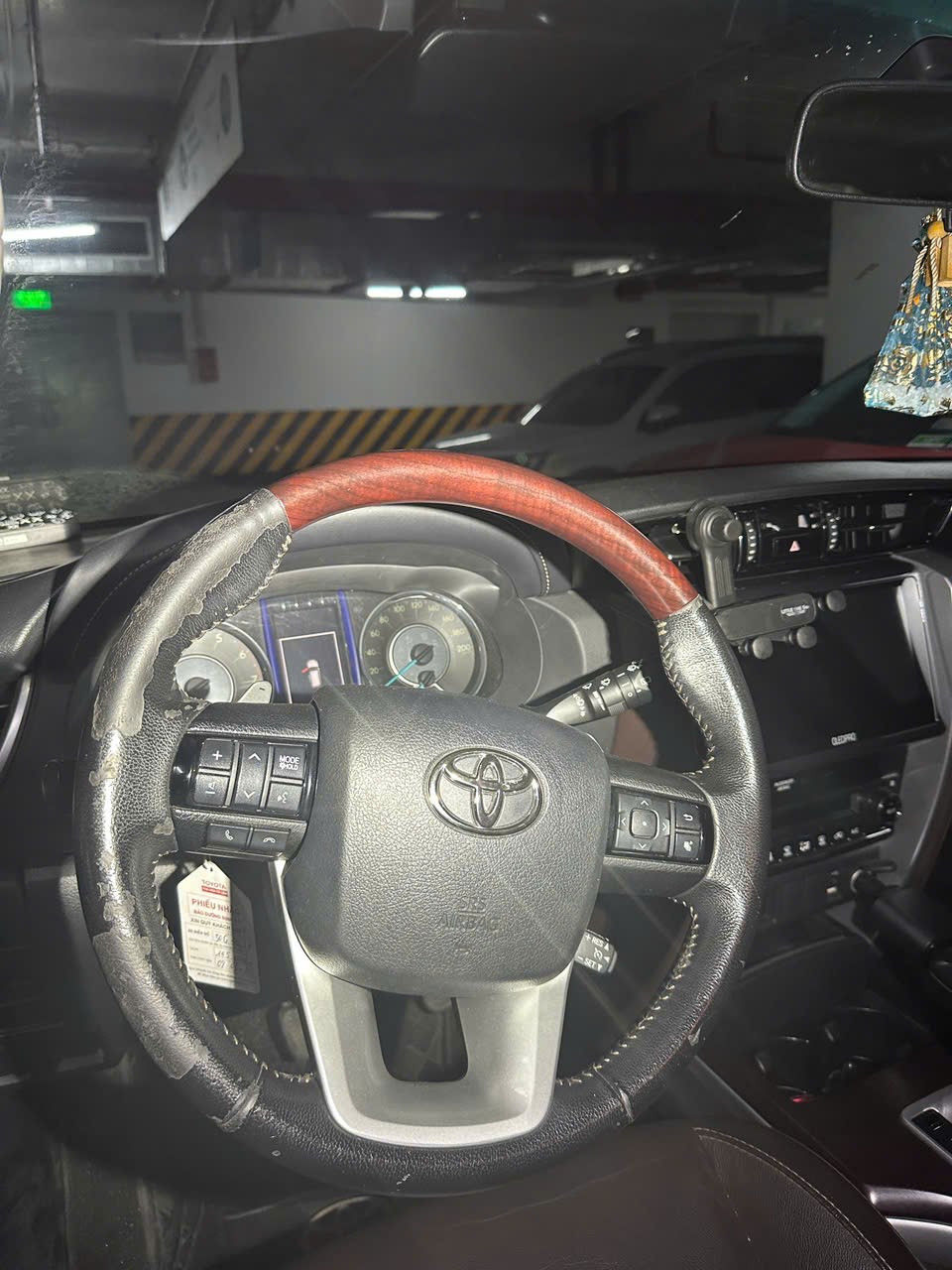 Toyota Fortuner 2.7V 4x2 AT 2020 - Ngoại thất 8