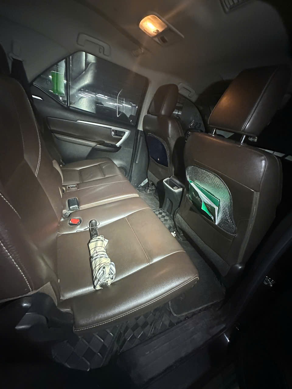 Toyota Fortuner 2.7V 4x2 AT 2020 - Ngoại thất 18