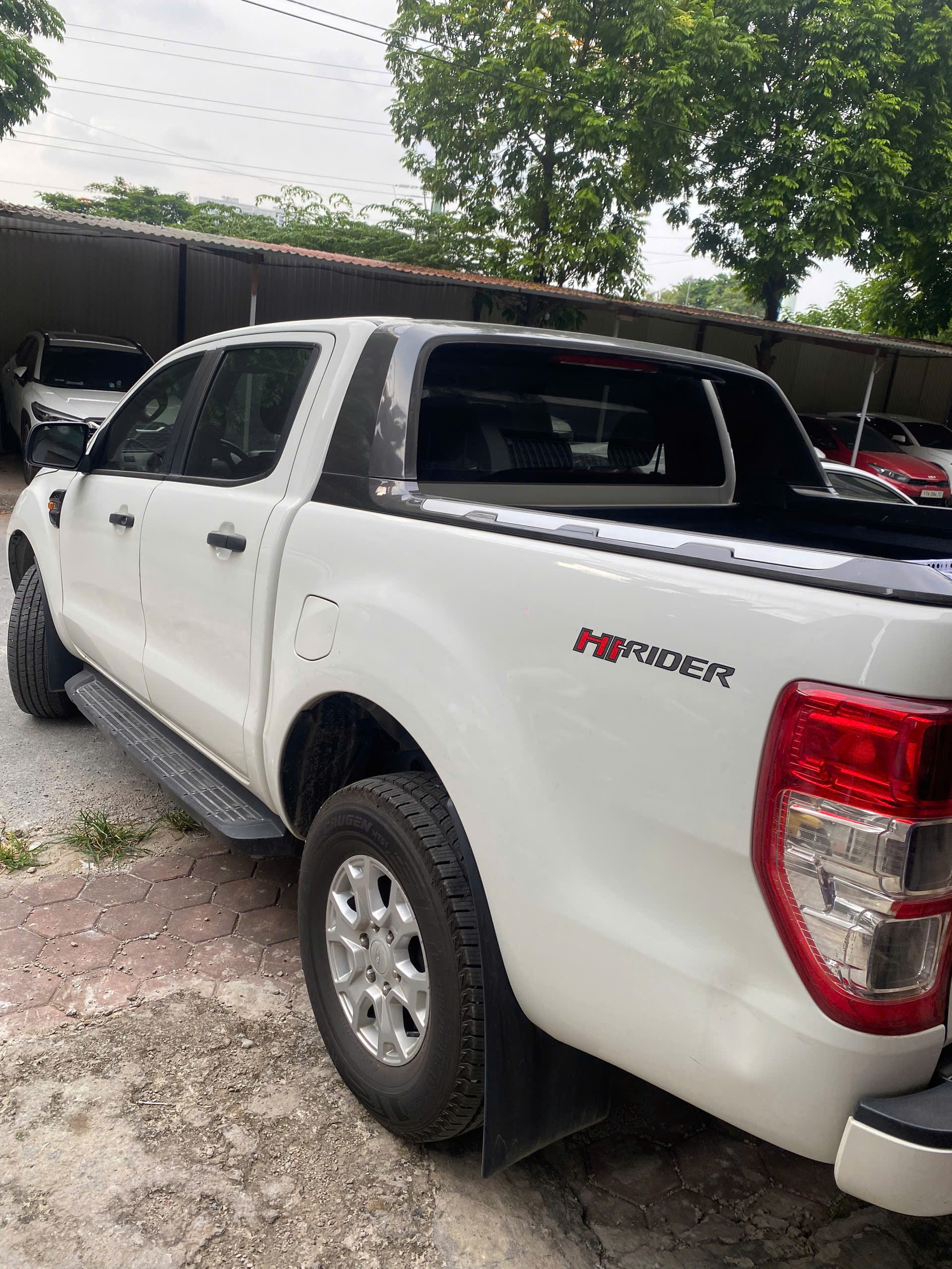 Ford Ranger XLS 2.2L 4x2 AT 2017 - Ngoại thất 12