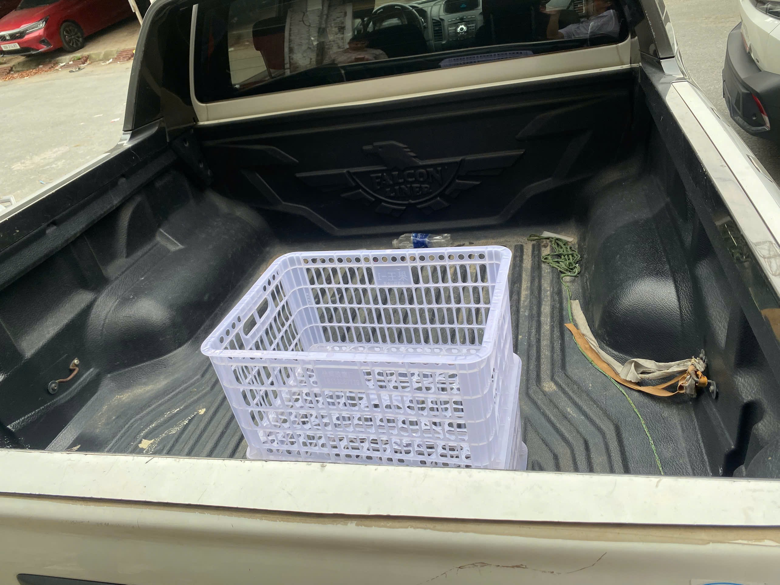 Ford Ranger XLS 2.2L 4x2 AT 2017 - Ngoại thất 15