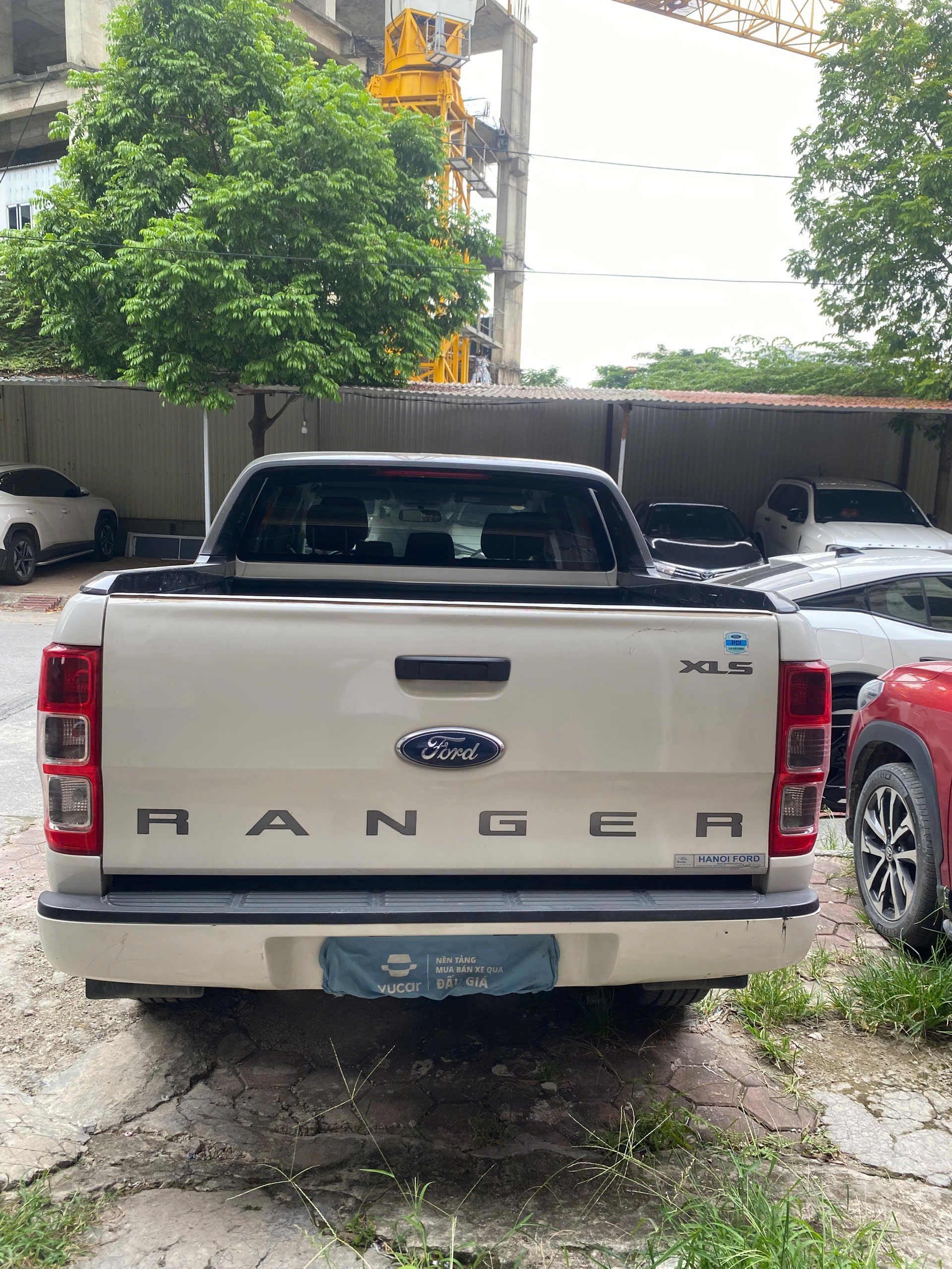 Ford Ranger XLS 2.2L 4x2 AT 2017 - Ngoại thất 13